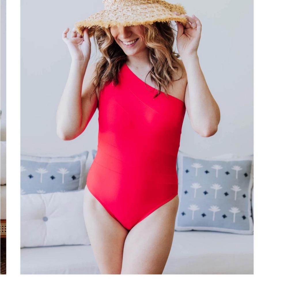 Womens Sz M and Sz L NWT Sweethoney Madelyn Swim